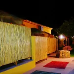 Hotel apartamentowy Inn Seventies Cheap & Chic Two 3*