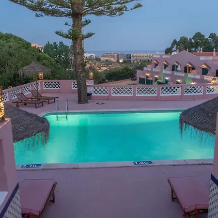 Inn Seventies Cheap & Chic Two 3* Lagos