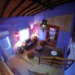 מלון דירות Inn Seventies Cheap & Chic Two 3*