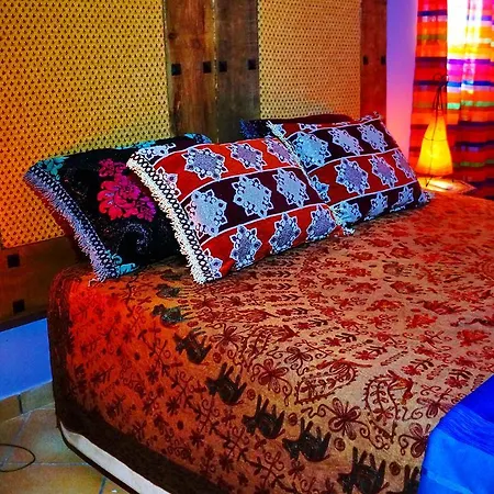 Aparthotel Seventies Cheap & Chic Two Lagos