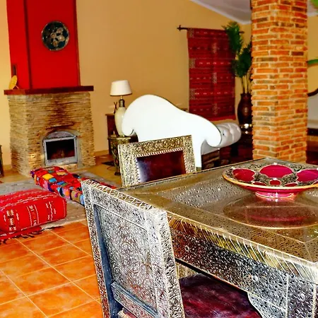 Seventies Cheap & Chic Two 3* Lagos