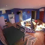 Inn Seventies Cheap & Chic Two Apartahotel Lagos
