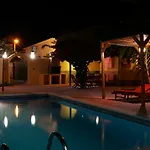 Apartahotel Inn Seventies Cheap & Chic Two