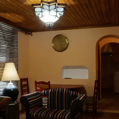 Seventies Cheap And Chic 3* Lagos