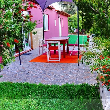 Seventies Cheap And Chic 3* Lagos