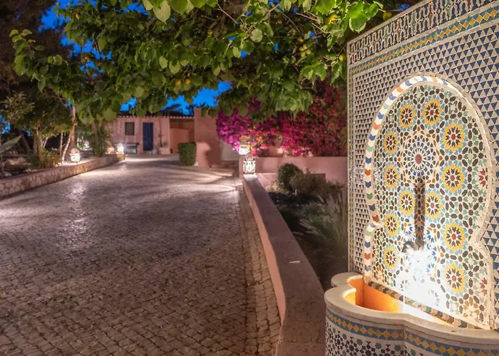 Inn Seventies Cheap & Chic Two 3* 라고스