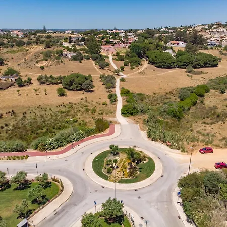 Inn Seventies Cheap & Chic Two Lagos