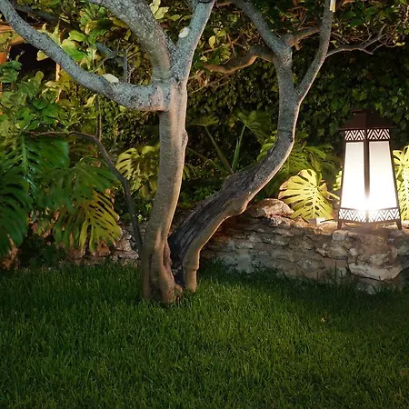 Inn Seventies Cheap & Chic Two 3* Lagos