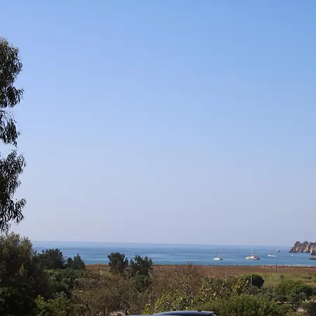 Inn Seventies Cheap & Chic Two Lagos