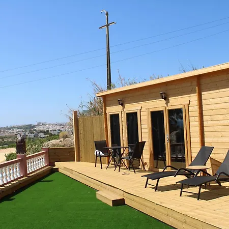 Inn Seventies Cheap & Chic Two Aparthotel 3*