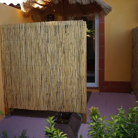 Inn Seventies Cheap & Chic Two Aparthotel 3*