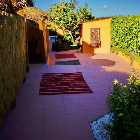 Inn Seventies Cheap & Chic Two Aparthotel 3*